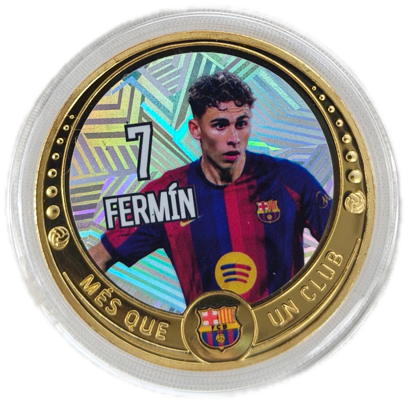 Moneda Star de Fermín en cápsula, en oro sobre fondo holográfico